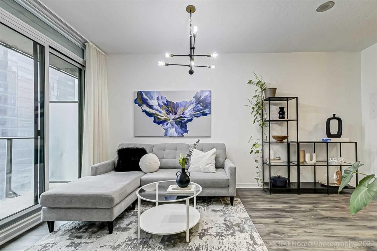 Prime Location - Stunning 2-Bdrm Condo Toronto Zewnętrze zdjęcie